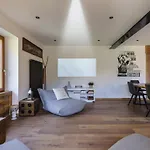 Benoit - Modern 8 Pax Free Parking Mountain View - By Cozee * Chamonix