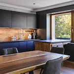 Chalé Benoit - Modern 8 Pax Free Parking Mountain View - By Cozee Chamonix