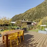 Benoit - Modern 8 Pax Free Parking Mountain View - By Cozee Chalé Chamonix