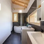 Benoit - Modern 8 Pax Free Parking Mountain View - By Cozee * Chamonix